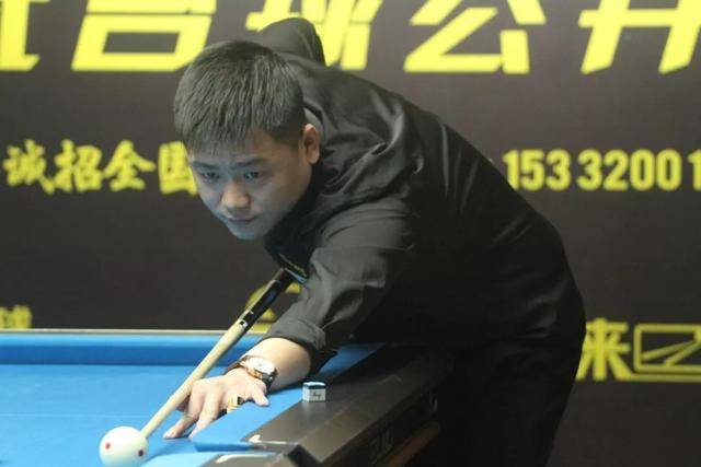 锋卫摇摆人 锋卫摇摆人